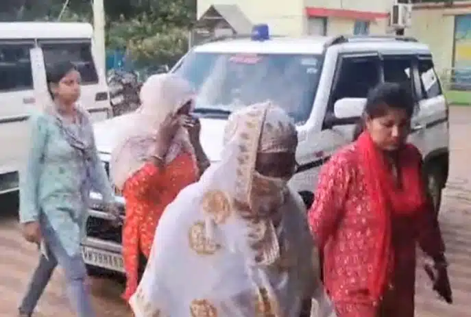 *سالان پور تھانہ کو ملی بڑی کامیابی: 26 کلو گانجہ کے ساتھ دو خواتین گرفتار*
