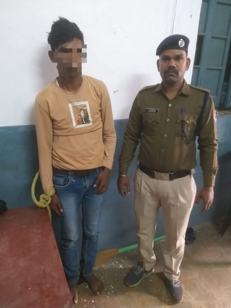 *आसनसोल मंडल/पूर्व रेलवे के रेलवे सुरक्षा बल (आरपीएफ) ने मोबाइल चोरी की कोशिश नाकाम की;  ऑपरेशन यात्री सुरक्षा के तहत आरोपी को पकड़ा*