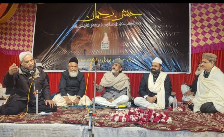 *خانقاہ شاہ عبدالرحمنؒ چشتی، تیرگاؤں میں سالانہ دوروزہ عرس*    *پہلے دن غسل و صوفیانہ مشاعرہ اور دوسرے دن قل، چادرپوشی، گلپوشی ومحفل سماع*