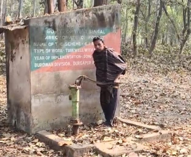 *کانکسا کے بشنوپور علاقے میں پینے کے پانی کا شدید بحران، خراب ٹیوب ویلوں کے خلاف عوام کا احتجاج*
