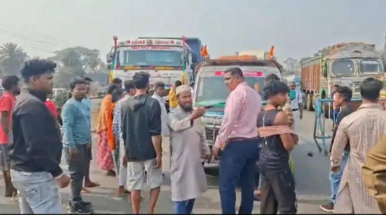 *آسنسول میں سڑک حادثہ، ایک شخص ہلاک، سڑک جام*