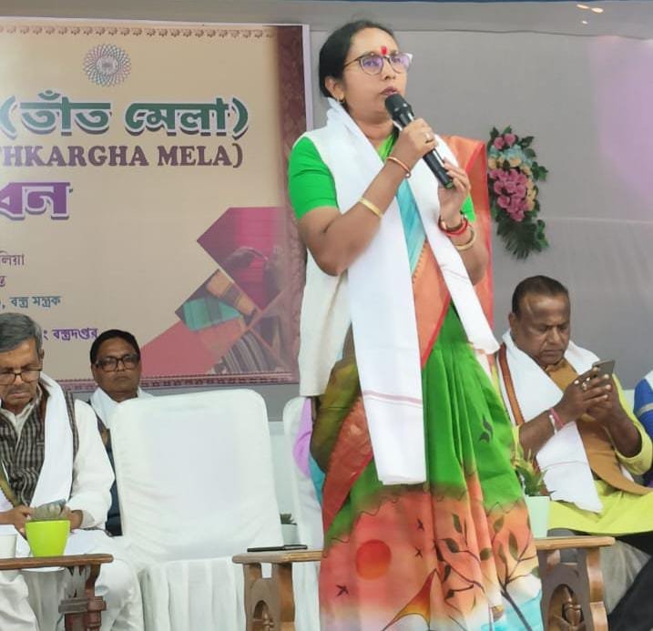 *डिस्ट्रिक्ट वीविंग इंडस्ट्री मेला’ का अनुष्ठानिक उद्घाटन हुआ*