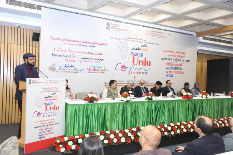 *قومی کونسل برائے فروغ اردو زبان کے زیر اہتمام نئی دہلی میں سہ روزہ تاریخ ساز عالمی اردو کانفرنس منعقد*   *اڈیشا کی نمائندگی کرتے ہوئے جناب خاور نقیب کی باوقار شرکت*