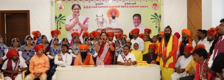 *دفتر تلنگانہ جاگروتی میں سنت سیوا لال کی جینتی تقریب*  *تانڈوں میں بنیادی سہولتوں کی فراہمی کو یقینی بنایا جائے: کے کویتا*