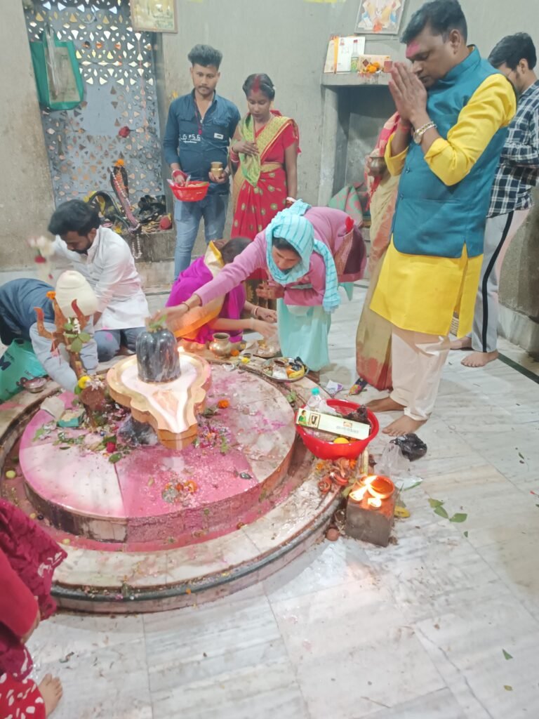 *ॐ नमः शिवाय!*