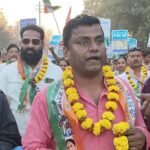 *राज्य की मुख्यमंत्री ममता बनर्जी का शुक्रिया अदा करने के लिए, रघुनाथपुर ब्लॉक नंबर 1 के तृणमूल कांग्रेस के कार्यकर्ताओं और समर्थकों के साथ शहर के इलाके में एक बड़ा जुलूस निकाला।*