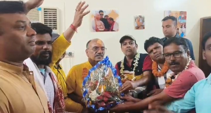 कुल्टी से भाजपा का दमदार दांव: डॉ. अजय पोद्दार को फिर मिला टिकट, कार्यकर्ता-जनता में उत्साह की लहर!