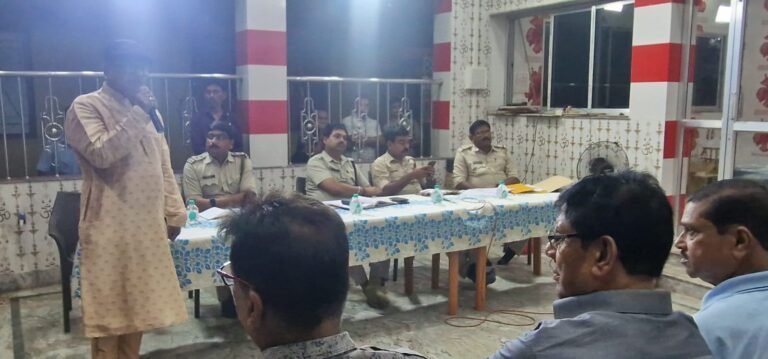 ईद एवं रामनवमी पर्व को लेकर कल देर शाम बराकर पुलिस फाड़ी की ओर शांति समिति की बैठक