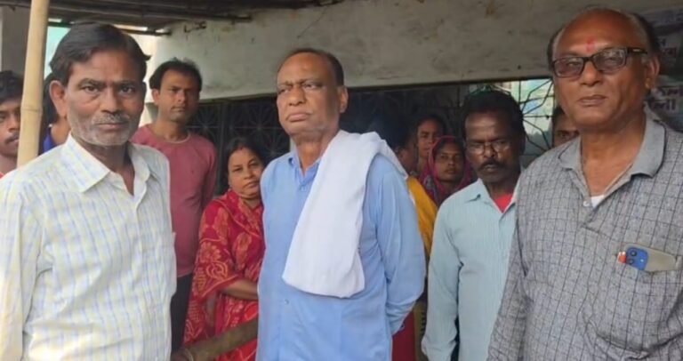 15 साल के विधायक उज्वल चटर्जी का कटा टिकट, बोले– “मेरा खेल खत्म”