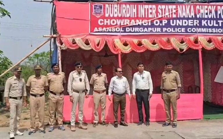 पश्चिम बंगाल बिधानसभा चुनाव को लेकर डिबुडीह चेक नाके पर इंटर स्टेट, नाका चेकिंग कैंप,कर नजर दारी,