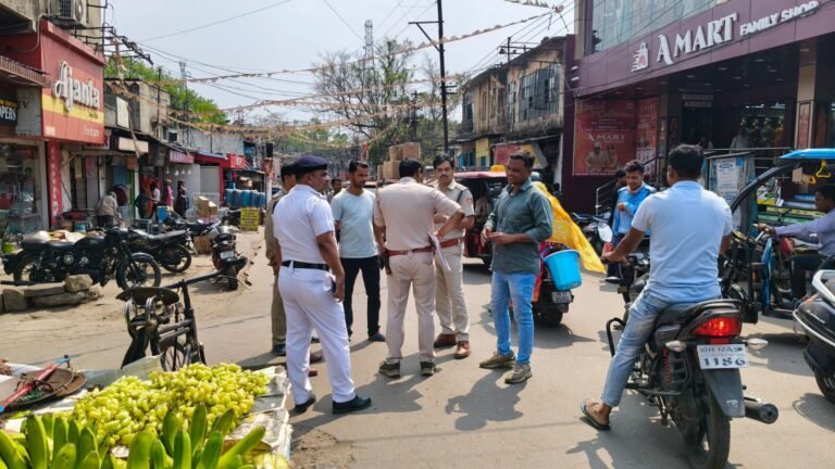 रामनवमी को लेकर एसीपी वेस्ट के नेतृत्व में लगातार क्षेत्र मे पैनी नज़र रखते हुवे नज़र दारी अभियान चला रही है,