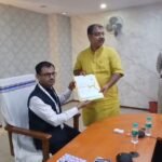 नॉमिनेशन के पहले दिन भाजपा उम्मीदवार ने भरा पर्चा, विकास के मुद्दों पर चुनाव प्रचार का किया ऐलान