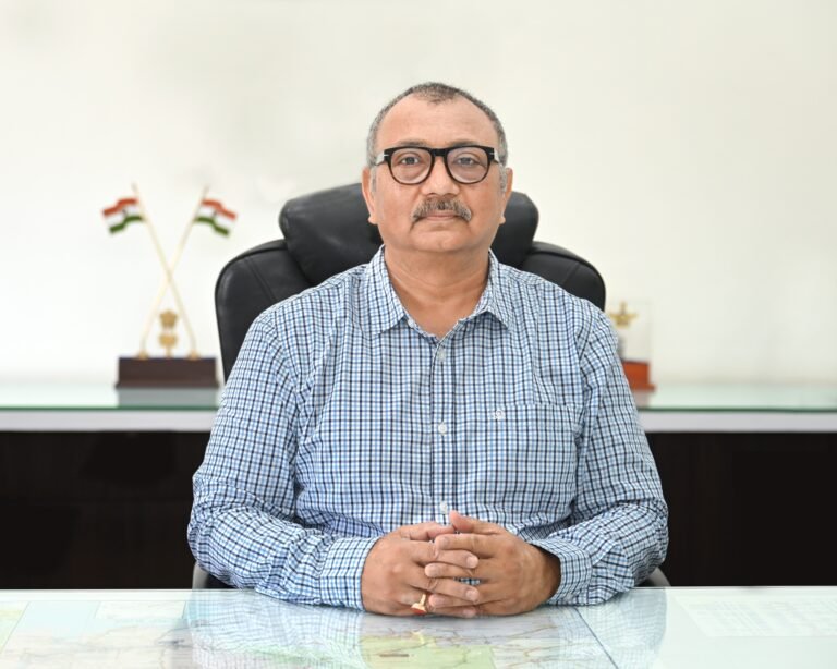 श्री सौमित्र मजूमदार ने दक्षिण पूर्व रेलवे के महाप्रबंधक का कार्यभार संभाला