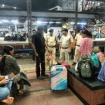 *आसनसोल मंडल ने वित्त वर्ष 2025-26 में सुरक्षा, प्रवर्तन और यात्री सेवाओं में असाधारण प्रदर्शन दर्ज किया*  *जीवन रक्षक पहलों, कड़े प्रवर्तन अभियानों और बेहतर यात्री देखभाल ने वर्ष को चिह्नित किया*  *बचाव अभियान, प्रवर्तन अभियानों और यात्री सहायता में रेलवे सुरक्षा बल की महत्त्वपूर्ण भूमिका*