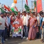 कुल्टी में शक्ति प्रदर्शन: कांग्रेस नेता रवि यादव ने दाखिल किया नामांकन, ‘कुल्टी की आवाज बनकर लड़ेगा चुनाव’ बलतोड़िया से खुले जीप पर सवार होकर निकले जुलूस, सैकड़ों समर्थकों ने लगाए ‘रवि यादव जिंदाबाद’ के नारे