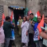 वार्ड 67 में तृणमूल के पक्ष में पार्षद एवं वार्ड अध्यक्ष का जनसंपर्क, अभिजीत घटक के लिए मांगे वोट