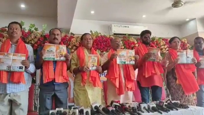 “कुल्टी में बाहरी उम्मीदवारों की राजनीति पर बरसे डॉ. अजय पोद्दार, विकास बनाम हिंसा पर सीधा सवाल”