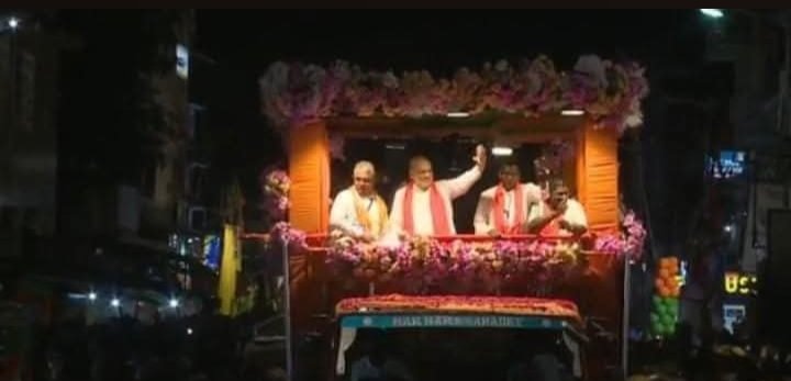 खड़गपुर में केंद्रीय गृह मंत्री अमित शाह का भव्य रोड शो