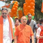 कुल्टी के वार्ड 105 में भाजपा प्राथी पोद्दार ने किया घर घर जन सम्पर्क अभियान, पुर्व भाजपा पार्षद बाप्पा के नेतृत्व में दिखा उत्साह.