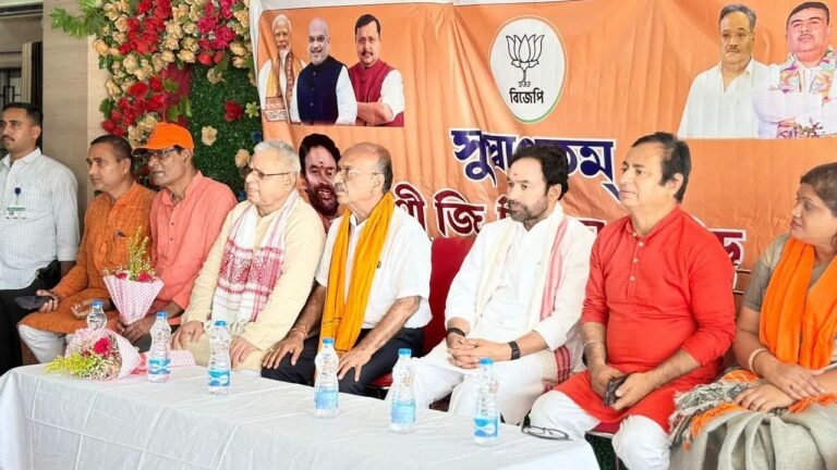 कोयला मंत्री जी.किशन रेडी ने की कुल्टी भाजपा प्रार्थी डाक्टर अजय पोद्दार के समर्थन मे बुद्धि जीवी ओर ब्यवसाई के साथ की बैठक. 