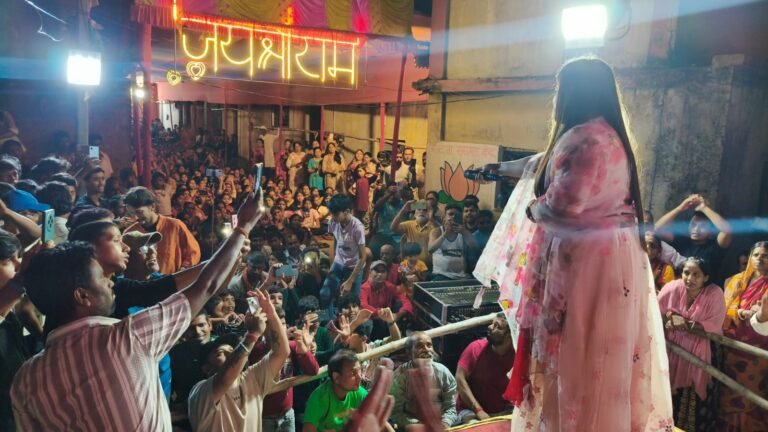 बराकर दास पाड़ा एच के समिति द्वारा हनुमान जी की प्रतिमा स्थापना पर भब्य भजन संध्या का आयोजन, 