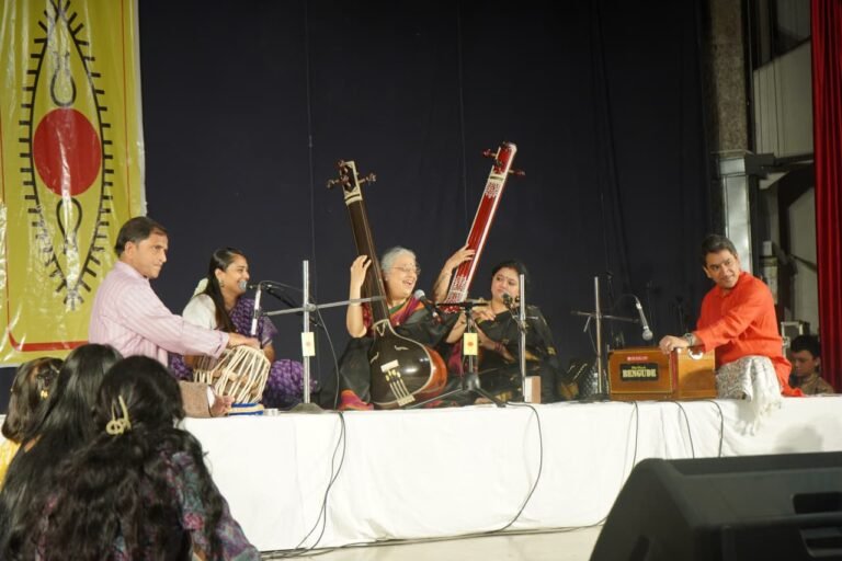 *आईआईटी खड़गपुर में 11वें अंतरराष्ट्रीय स्पिक मैके सम्मेलन का भव्य समापन : ऐतिहासिक रात्रि संगीत महायज्ञ और सांस्कृतिक साधना का सप्ताह*