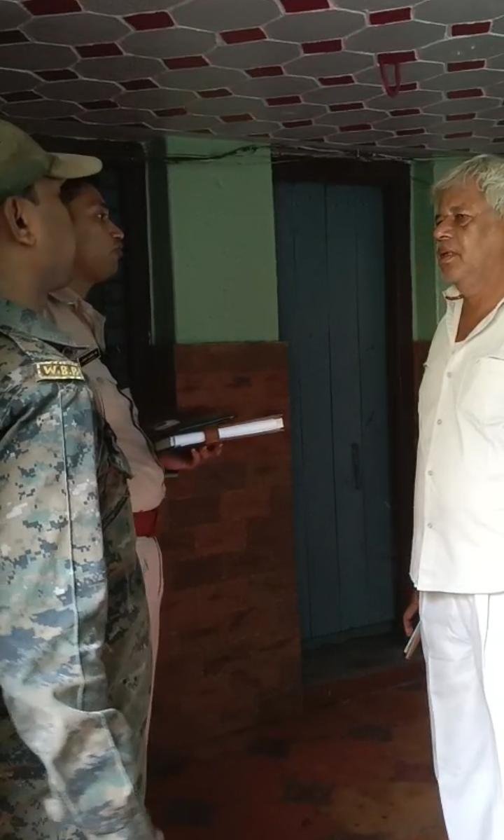 अनिल दास के बेटे ने आज मुख्यमंत्री की सार्वजनिक अदालत में बेबी कोलेड के खिलाफ कार्रवाई की मांग की, जिसने अनिल दास पर हमला किया था।