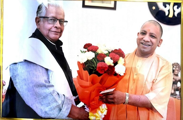 डॉ. अम्मार रिज़वी ने मुख्यमंत्री योगी आदित्यनाथ को जन्मदिन की बधाई दी