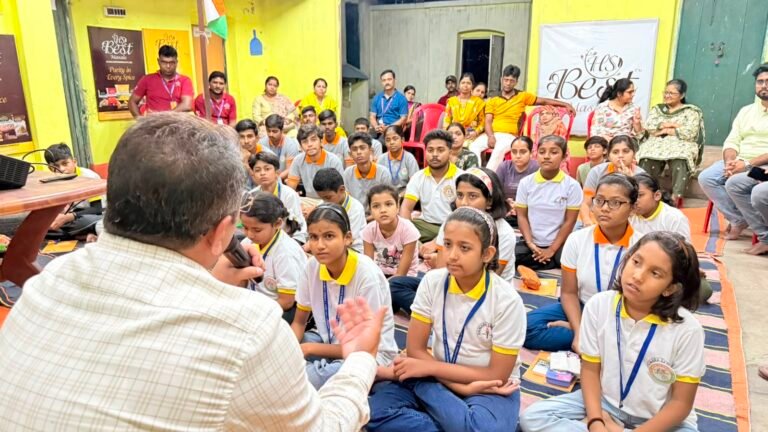 *हमारा संकल्प द्वारा “बौद्धिक सहायता कार्यक्रम” के अंतर्गत लेफ्टिनेंट कर्नल श्री चंचल बनर्जी के साथ प्रेरणादायक संवाद सत्र का आयोजन*