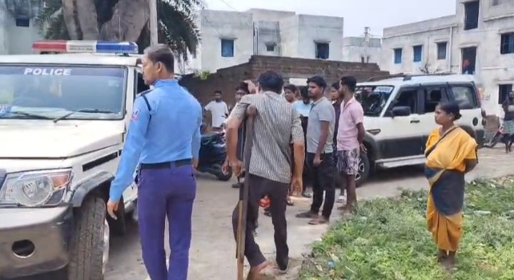 आसनसोल में गरीबों के आवास आवंटन में बड़ा खेल: धांधली के आरोप में दो हिरासत में, व्हाइटनर लगाकर बदले गए नाम