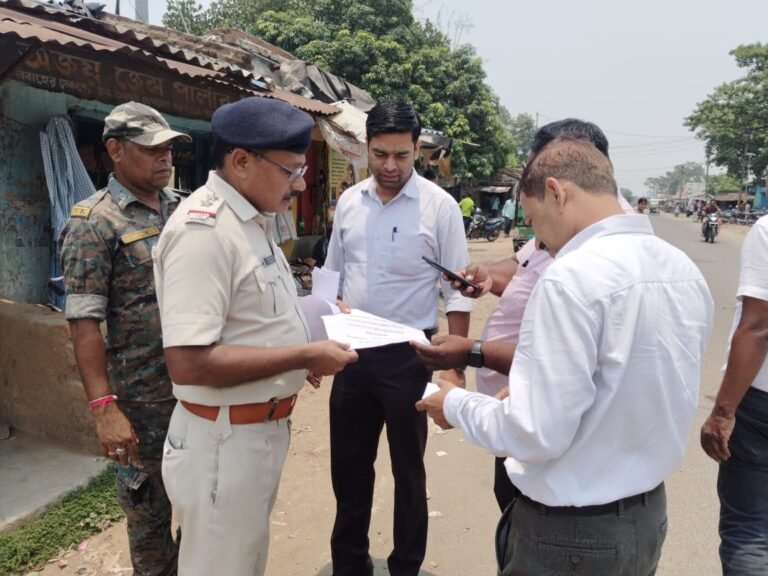 इमरजेंसी के समय में पुलिस की तेज़ मदद, पूरे पुरुलिया में खास जागरूकता अभियान चलाया गया।