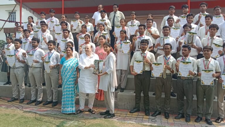 प्रतिभाओं का सम्मान: ग्रीन प्वाइंट एकेडमी के 40 होनहार छात्र-छात्राएं सम्मानित