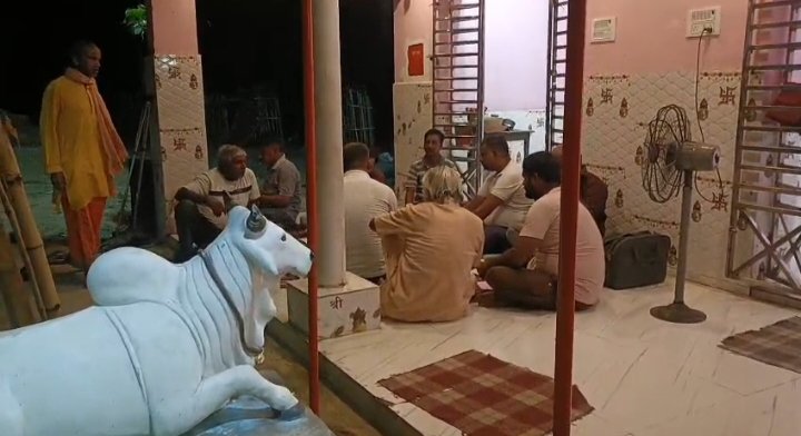बराकर मद्रासी पारा: शिव शक्ति धाम में 24 घंटे अखण्ड हरिनाम संकीर्तन के आयोजन की रूपरेखा पर समिति की अहम बैठक