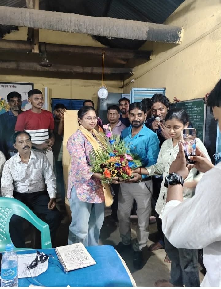खड़गपुर (लोकल) मे एक फ़्री आई और हेल्थ चेक-अप कैंप लगाया।