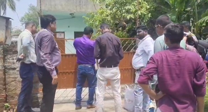 ऋण न चुकाने पर बड़ी कार्रवाई: आसनसोल के सायन ऑटो की संपत्ति इंडियन बैंक ने की जब्त