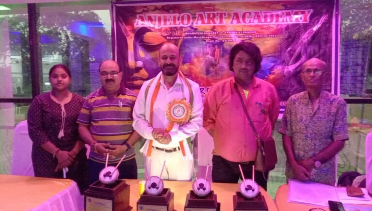 *एंजेलो आर्ट अकादमी की चित्रांकन प्रतियोगिता में शिल्पांचल के 200 विद्यार्थियों ने लिया हिस्सा*