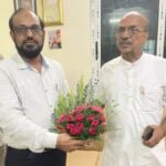 रामनगर कोलियरी में खनन कार्य शुरू कराने के लिए जीएम एम. जे. अहमद ने कैबिनेट मंत्री डॉ. अजय पोद्दार से की मुलाकात