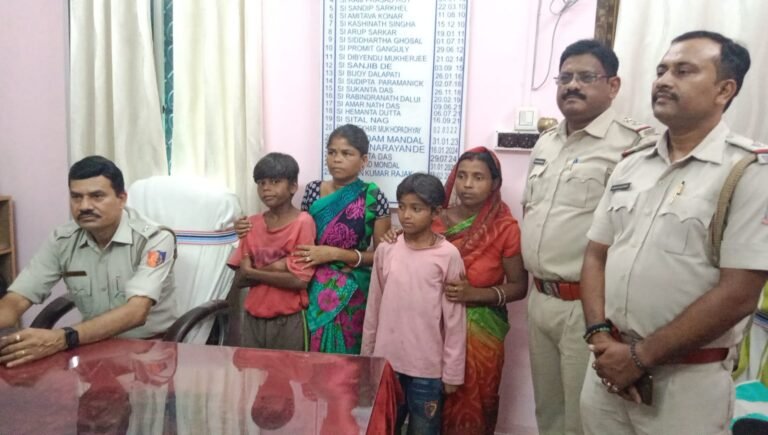 सराहनीय: बराकर पुलिस की मुस्तैदी, 24 घंटे में धनबाद से बरामद कर माताओं की गोद में लौटाए दो मासूम