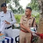 चिलचिलाती धूप में राहत: कुल्टी ट्रैफिक पुलिस ने जवानों को बांटे ‘समर किट’