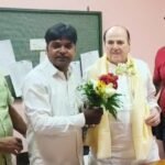 कुल्टी में राष्ट्रीय चिकित्सक दिवस पर डॉ. रामबालक शर्मा सम्मानित, पत्रकारों ने लिया आशीर्वाद
