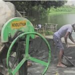 रेत संकट: कुल्टी में निर्माण कार्य ठप, स्टोन डस्ट के सहारे बन रहा छठ घाट