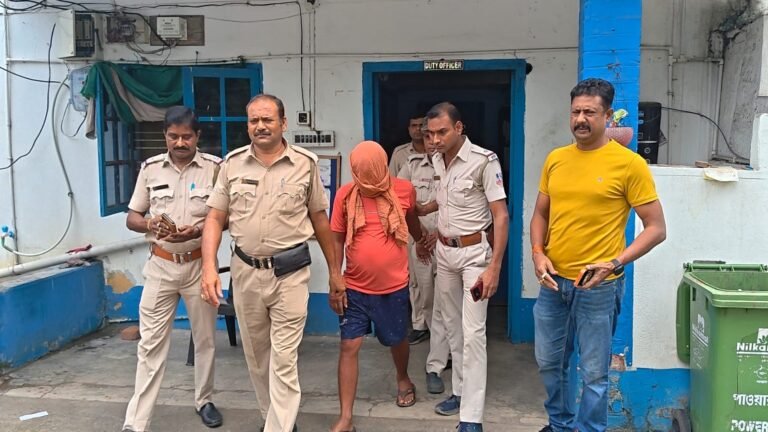 झारखंड का युवक हथियार-कारतूस के साथ हासीपहाड़ी से दबोचा, बड़ी साजिश की बू!