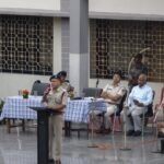 आईसी आद्रा और एसडीपीओ रघुनाथपुर ने एक सेंसिटाइज़ेशन कम अवेयरनेस प्रोग्राम ऑर्गनाइज़ किया।