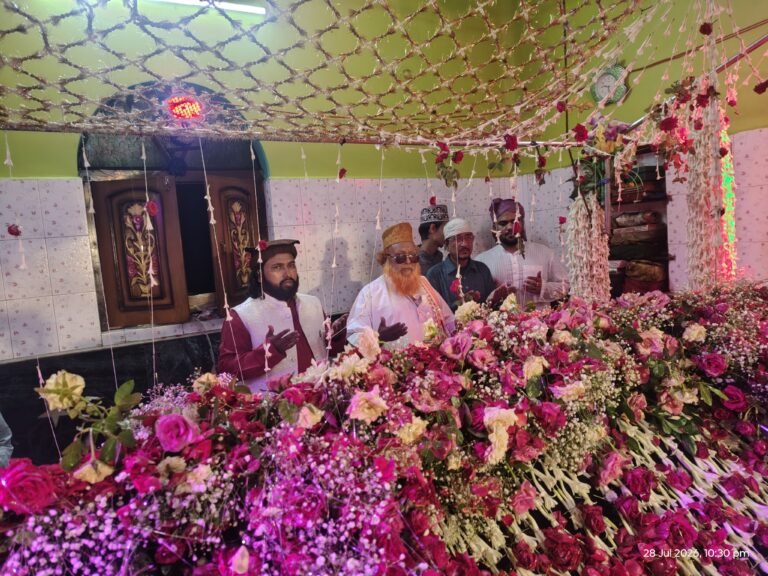 29th Urs of Dadaji Azmatullah Safi safwi is being celebrated in Panchberia Ward No. 4 of Kharagpur city.