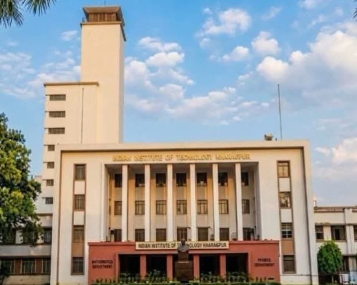 IIT खड़गपुर में असिस्टेंट प्रोफेसर की रहस्यमयी मौत से हड़कंप।👁️‍🗨️🔥
