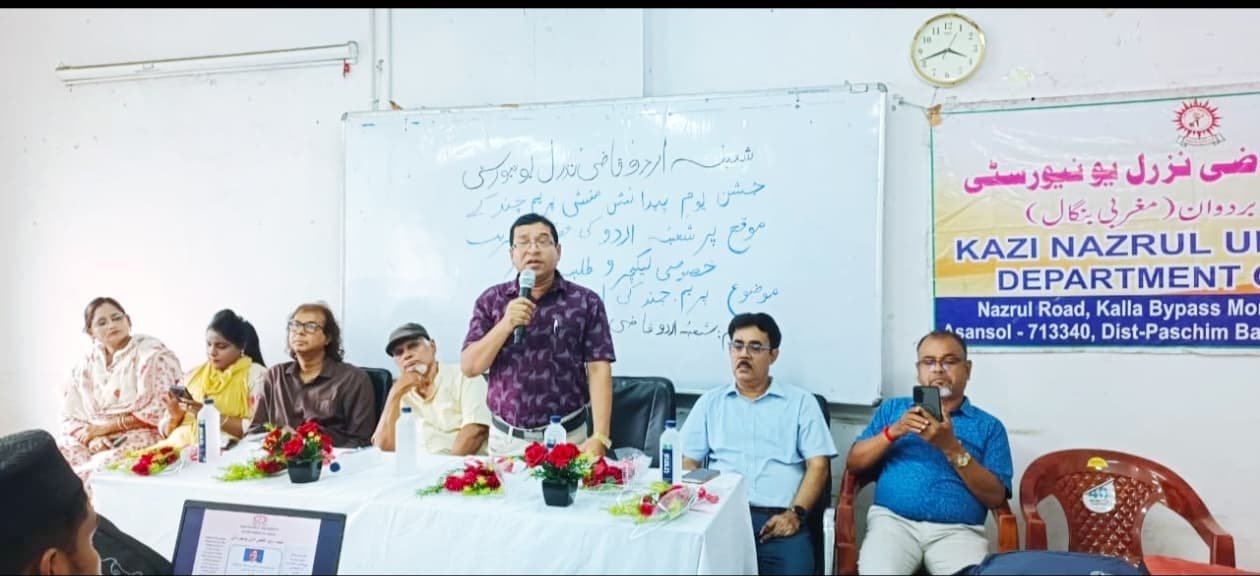 *شعبۂ اُردو ،قاضی نذرل یونیورسیٹی میں146واں جشن یومِ پیدائش منشی پریم چند کے موقع پر خصوص لیکچر وطلبہ سیمینار کا انعقاد* ۔