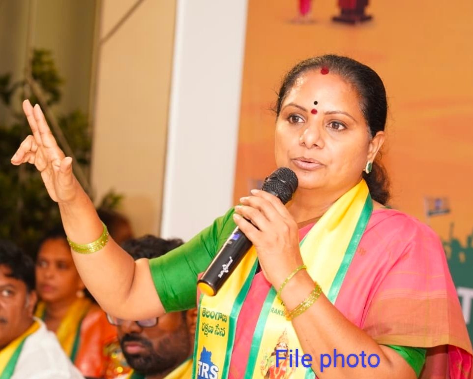 *سنگارینی میں ڈیپینڈنٹ ملازمتوں کےلئے میڈیکل بورڈ کے قیام کافیصلہ*  *مزدوروں کی جدوجہد کانتیجہ :کویتا*