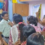 *भ्रष्टाचार और ‘प्रॉक्सी प्रधान’ के खिलाफ महिलाओं का फूटा गुस्सा, प्रधान के पति को कॉलर पकड़कर पंचायत दफ्तर से निकाला*