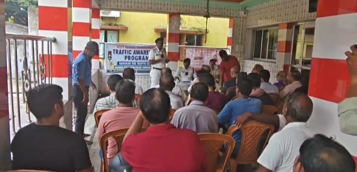 बराकर में जाम से मुक्ति के लिए पुलिस प्रशासन सख्त, चैंबर और यूनियनों के साथ बैठक कर बनाई रणनीति