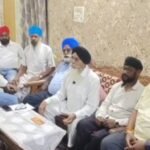 *जामुड़िया में गोविंद नगर गुरुद्वारा विवाद गहराया* *”अंदर-बाहर” के भेदभाव और बाय कट के आरोपों पर कमेटी और संगत आमने-सामने*